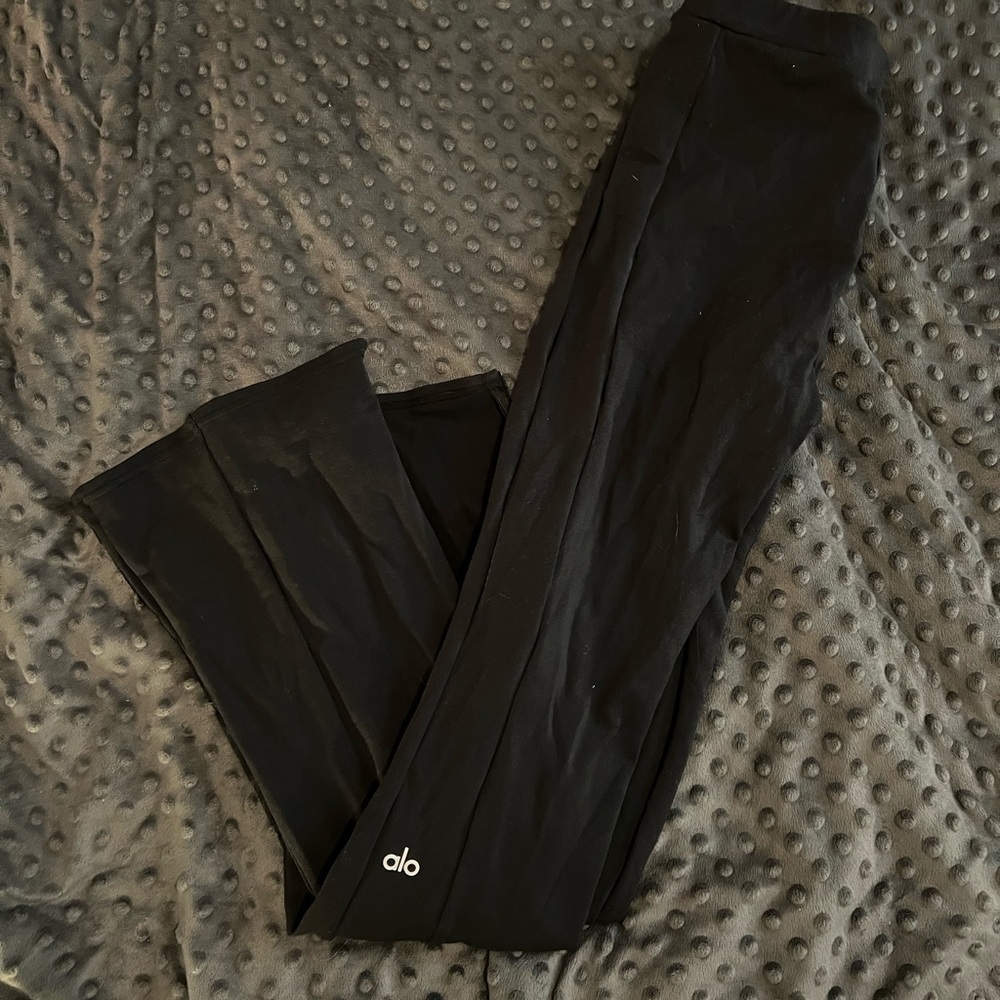Alo Black Leggings
